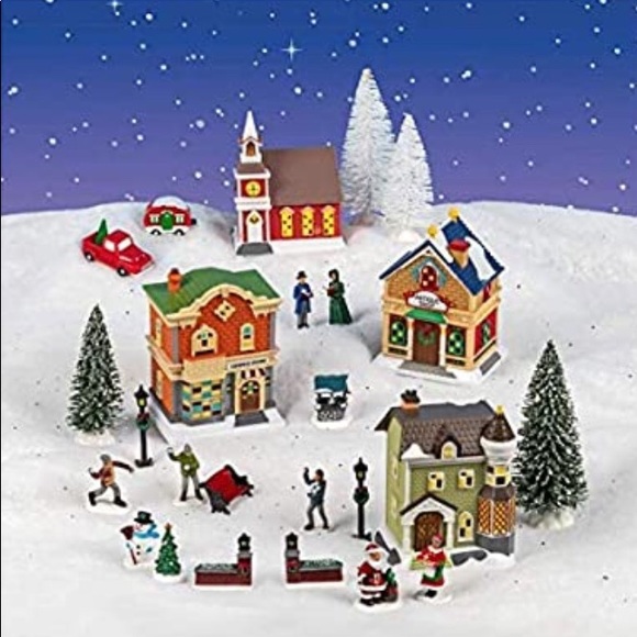 Cobblestone Corners Miniature Christmas Village - Picture 1 of 8